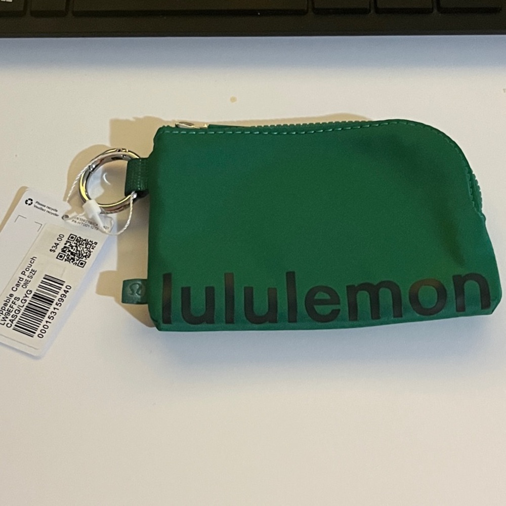 NWT Lululemon Green Coin Pouch